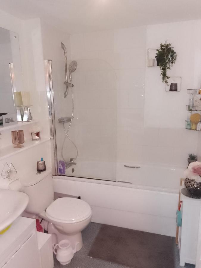 Bed And Breakfast Double Room Chester City Centre, Free Parking 외부 사진